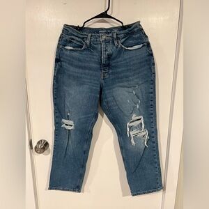 Straight distressed jeans